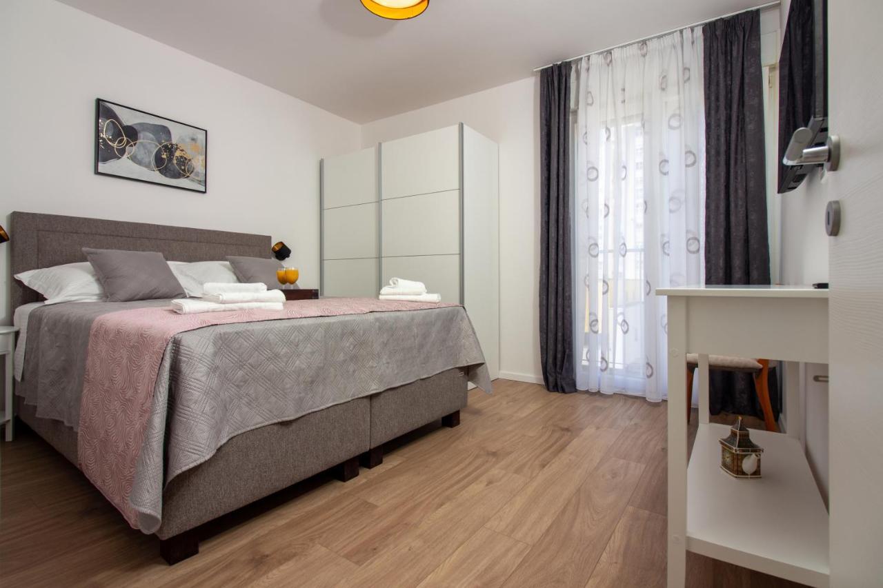 Bura2 , With Private Parking In The Garage Apartment สปลิท ภายนอก รูปภาพ