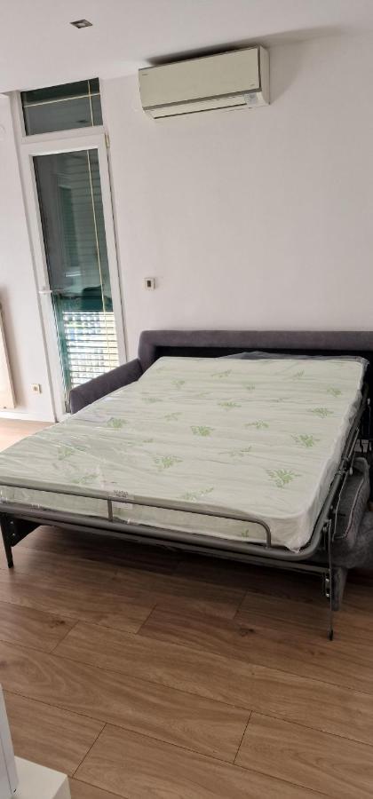 Bura2 , With Private Parking In The Garage Apartment สปลิท ภายนอก รูปภาพ